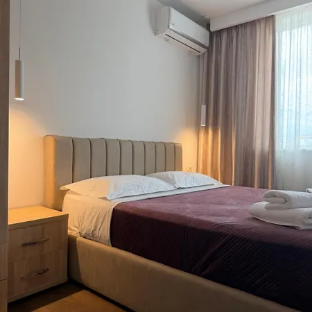 Feel At 2 Apartment